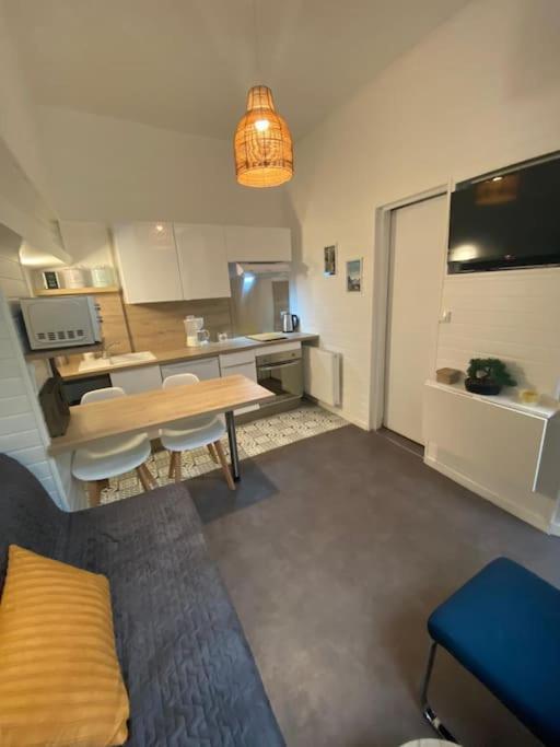 Au Coeur De Rouen - Studio Cosy, Calme, Proche Gare Apartamento Exterior foto